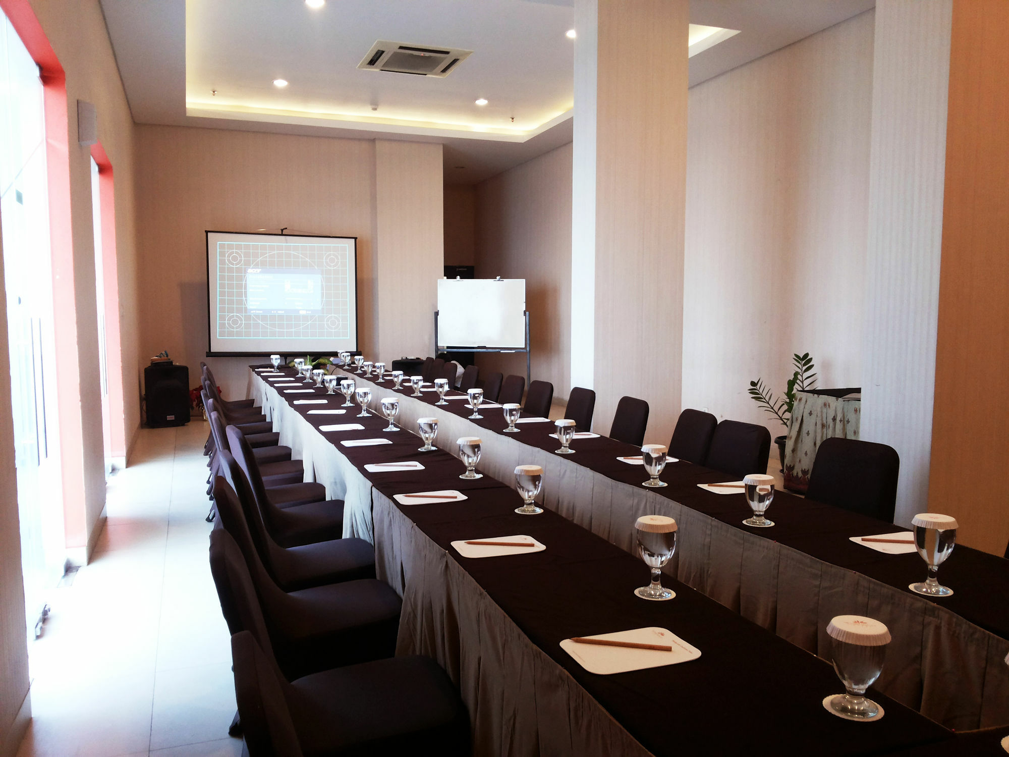 The Edelweiss Hotel 日惹 外观 照片